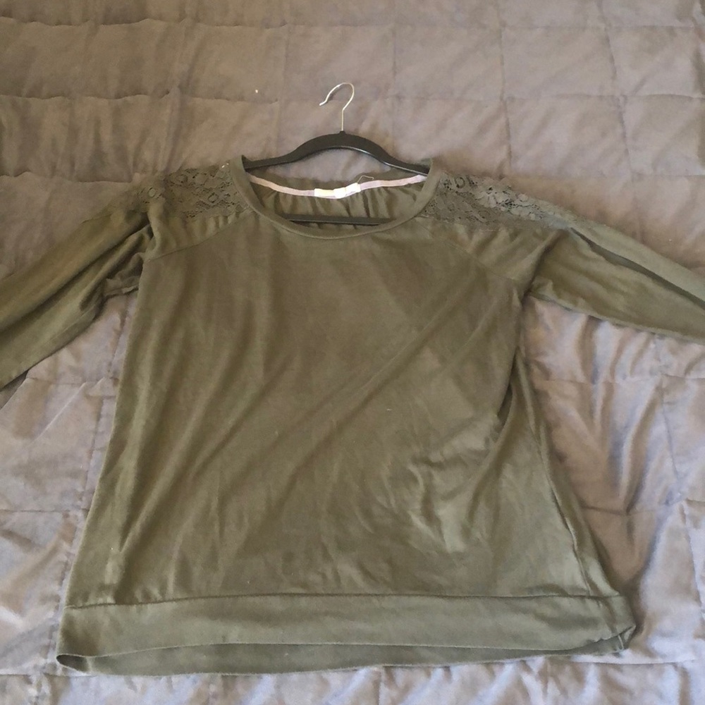 Army green long sleeve!